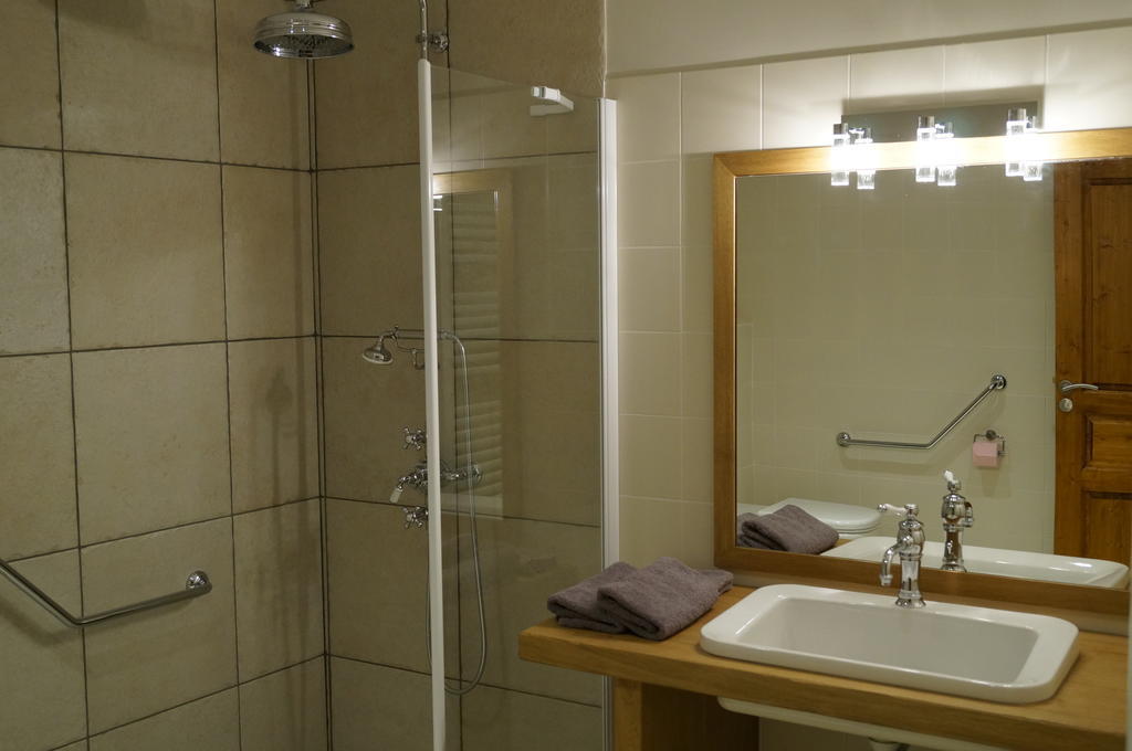 Chambres D'Hotes La Leva Villette-d'Anthon Номер фото